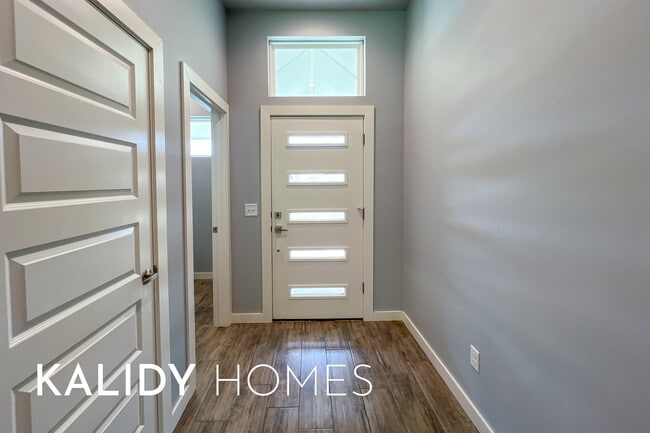 Building Photo - 17857 Salem Rd