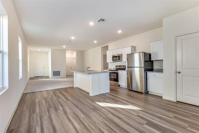 Building Photo - 2101 Burnwood St