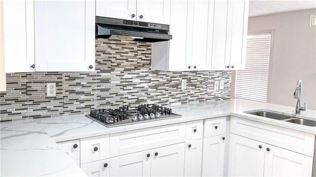 Building Photo - 570 Sterling Pointe Ct NW