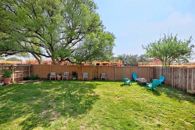 Building Photo - 744 Hoot Owl Ln S