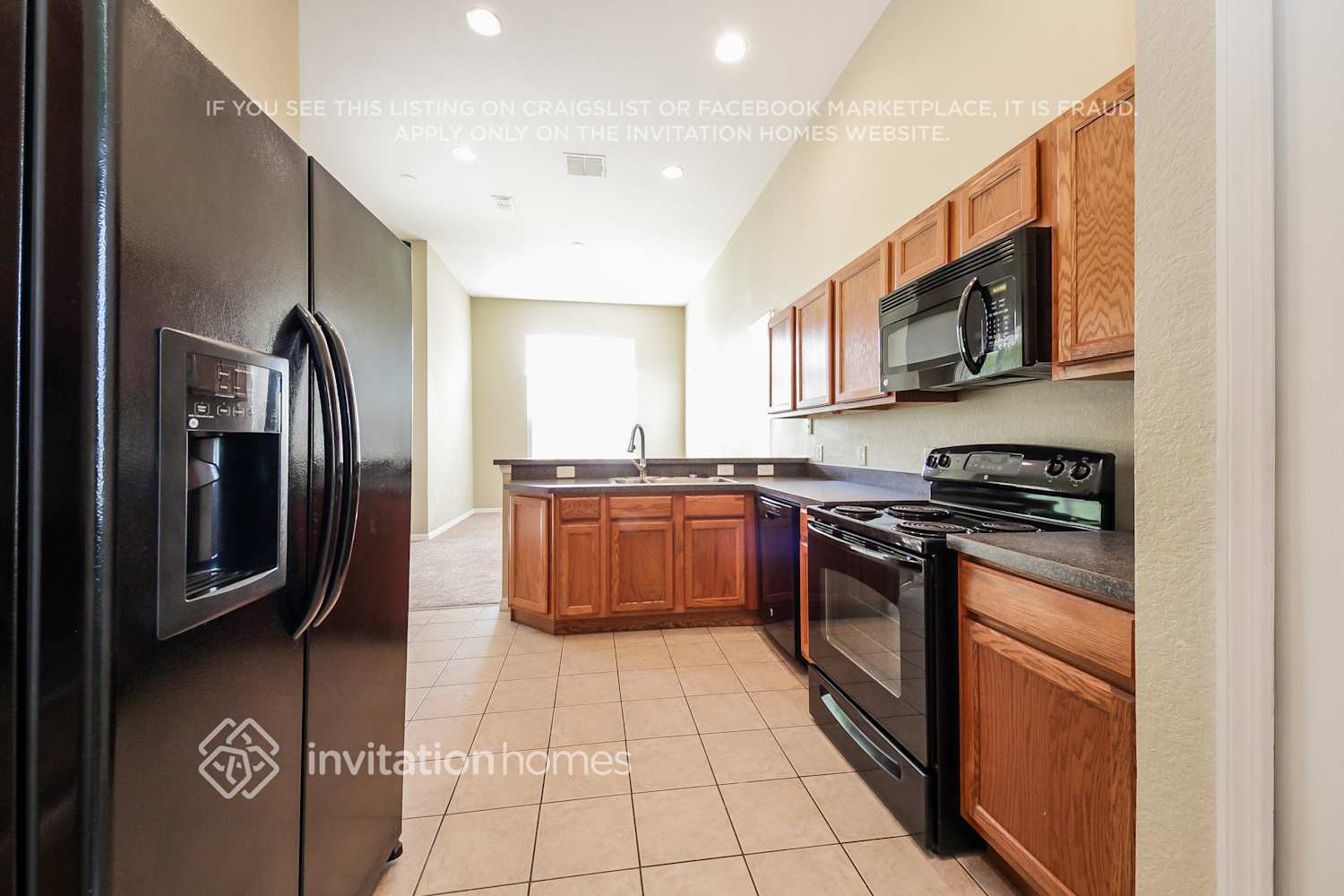 Building Photo - 2908 Vista Ct