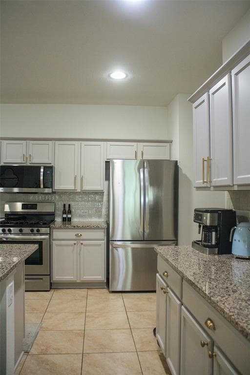 Building Photo - 2209 Bettylou Ln