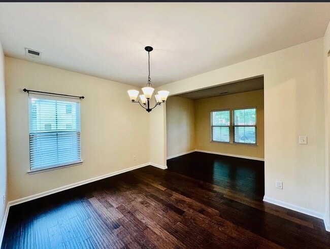 Building Photo - 234 Aershire Ct