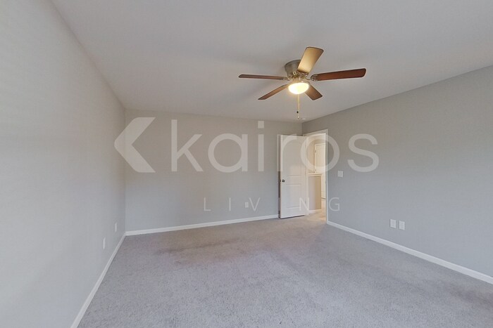 Building Photo - 3917 Miller Dr