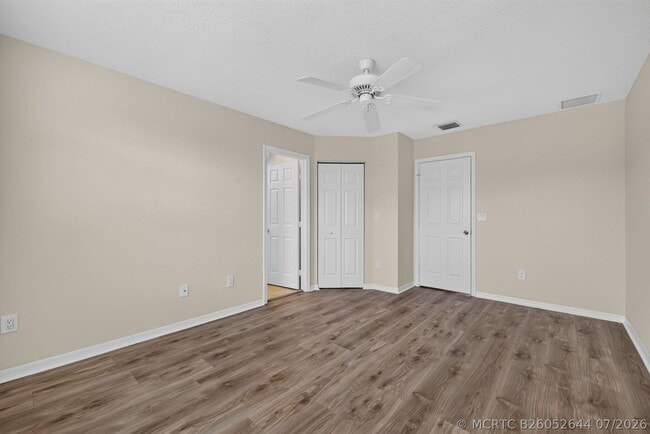 Building Photo - 2786 SE Birmingham Dr
