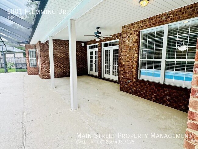 Building Photo - 1001 Fleming Dr