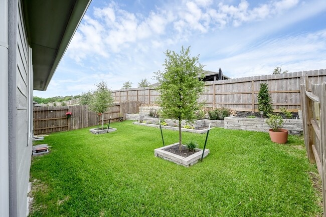 Building Photo - 372 Sunrise Ranch Dr