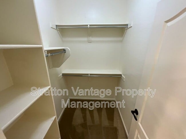 Building Photo - 3432 E Russell St