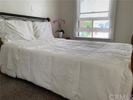 Building Photo - 503 E Balboa Blvd