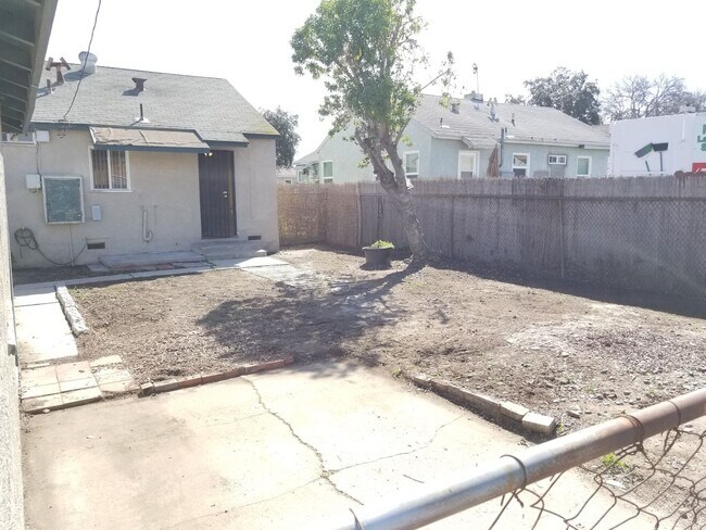 Building Photo - 2233-2235 Euclid