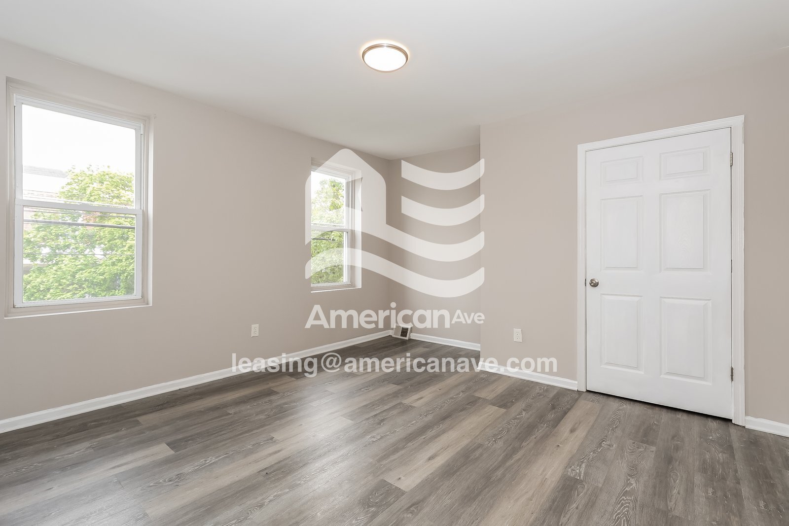 Building Photo - 5025 Jackson St