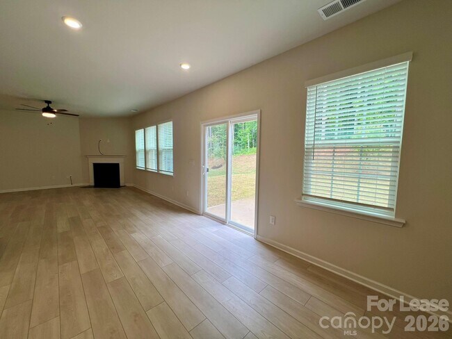 Building Photo - 314 Hamptons Cove Rd