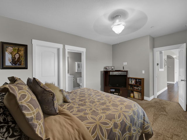 Building Photo - Condo in Saratoga Springs Available July 20th
