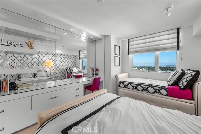 Building Photo - 13600 Marina Pointe Dr