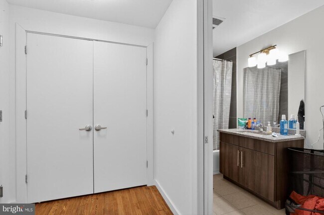 Building Photo - 2321 Fitzwater St