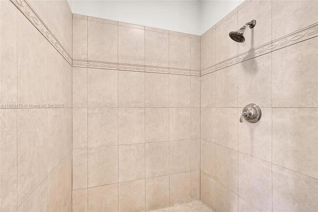 Building Photo - 4425 Hidden Harbour Terrace