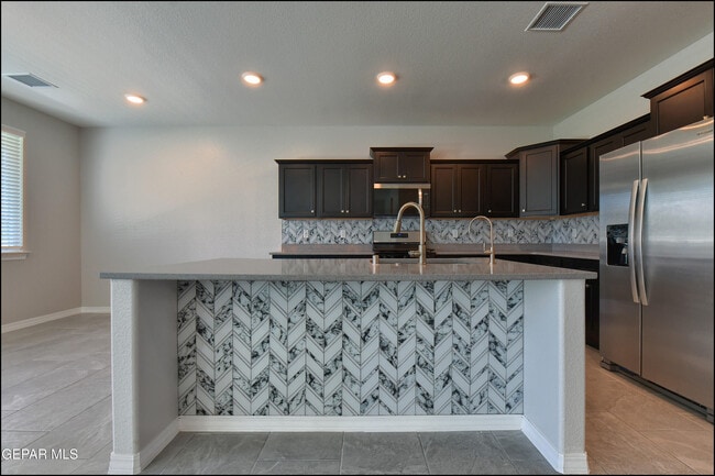 Building Photo - 12868 Star Gaze Ave