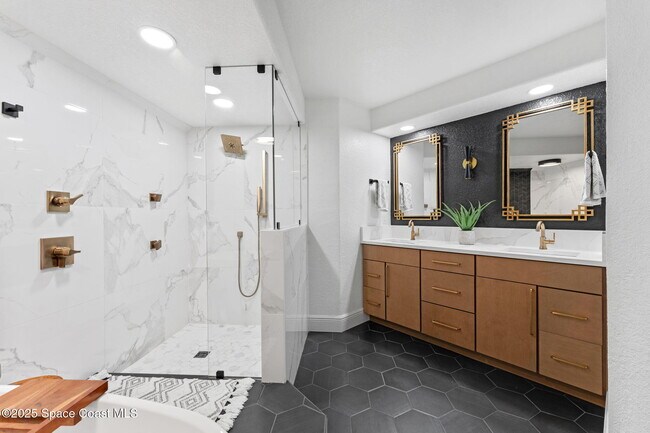 Building Photo - 1493 S Atlantic Ave