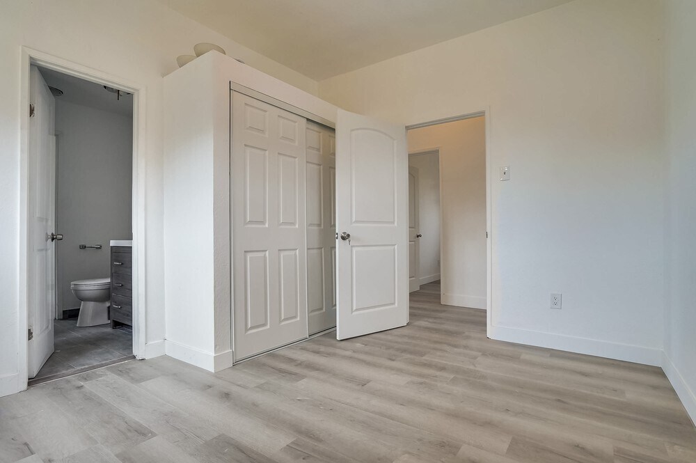 Building Photo - 3085 Inez St