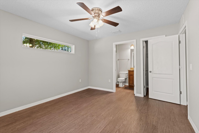 Building Photo - 9276 N Mendoza Way