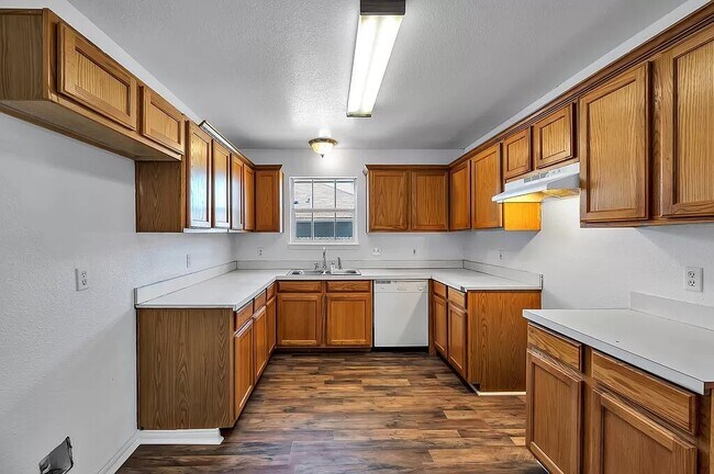 Building Photo - 2723 Baylor Ave