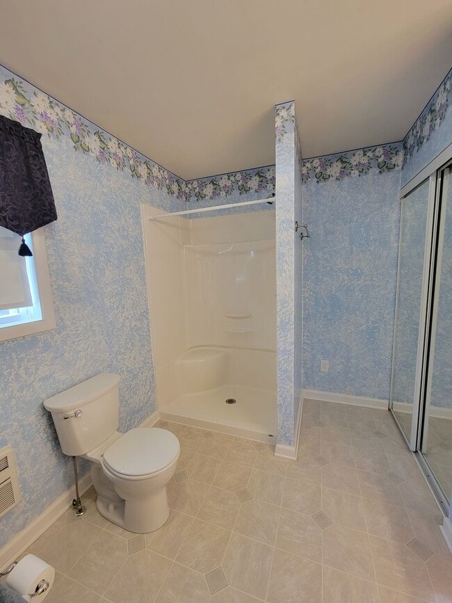 Building Photo - 7170 Ruritan Dr