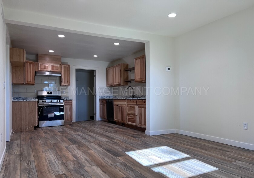 Building Photo - 3536 N 2300 E