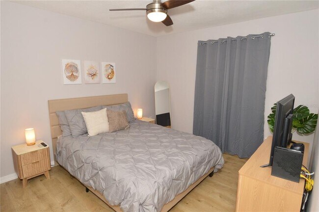 Building Photo - 8653 Fancy Finch Dr