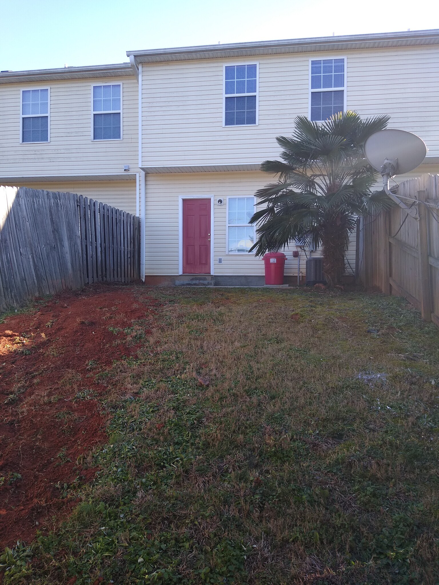 Back Yard - 4210 Oakwood Rd