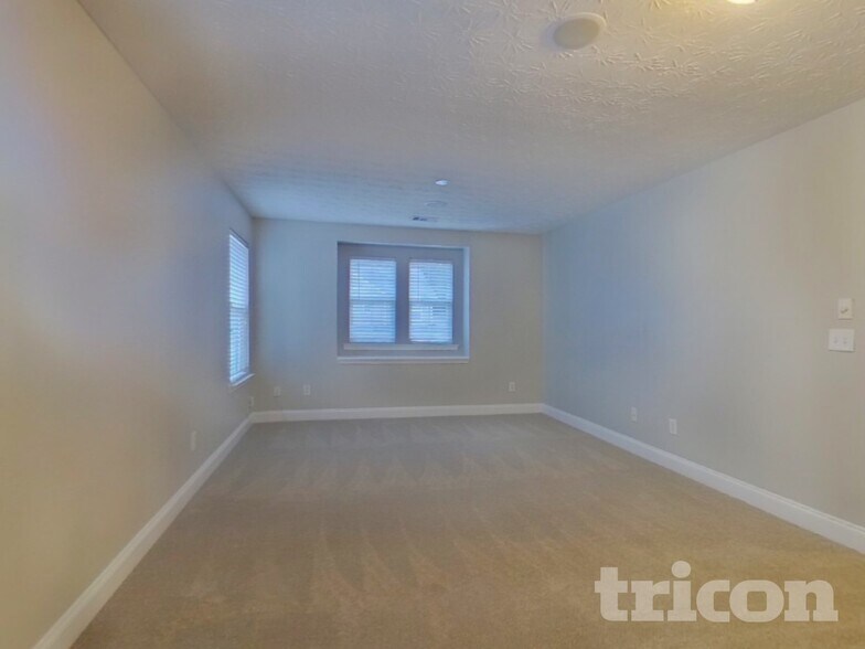 Building Photo - 2794 Jordan Ln