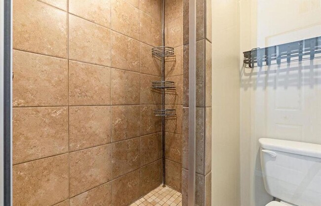 Building Photo - 102 Cambrian Way