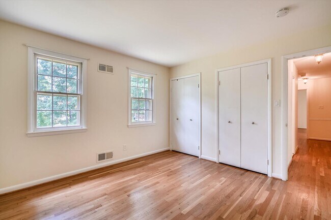 Building Photo - 11200 Powder Horn Dr