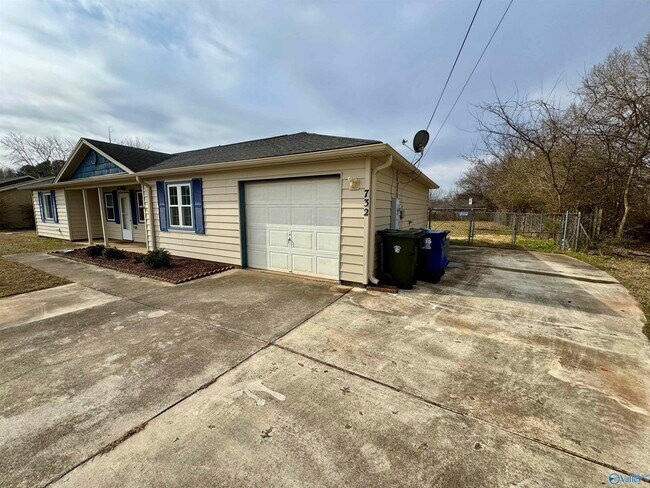 Building Photo - 732 Jimmy Fisk Rd