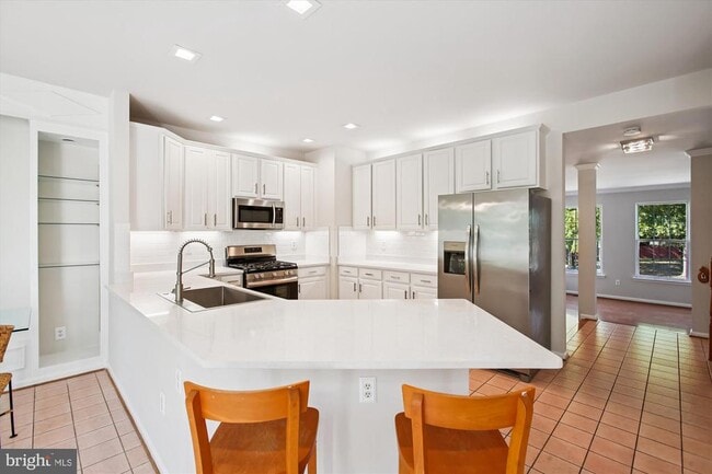 Building Photo - 6339 Dunman Way