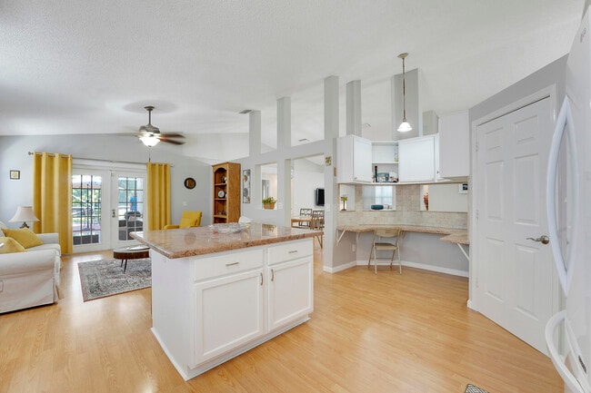 Building Photo - 8605 Windy Cir