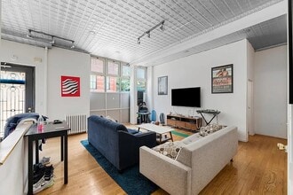 Building Photo - 220 Sullivan St