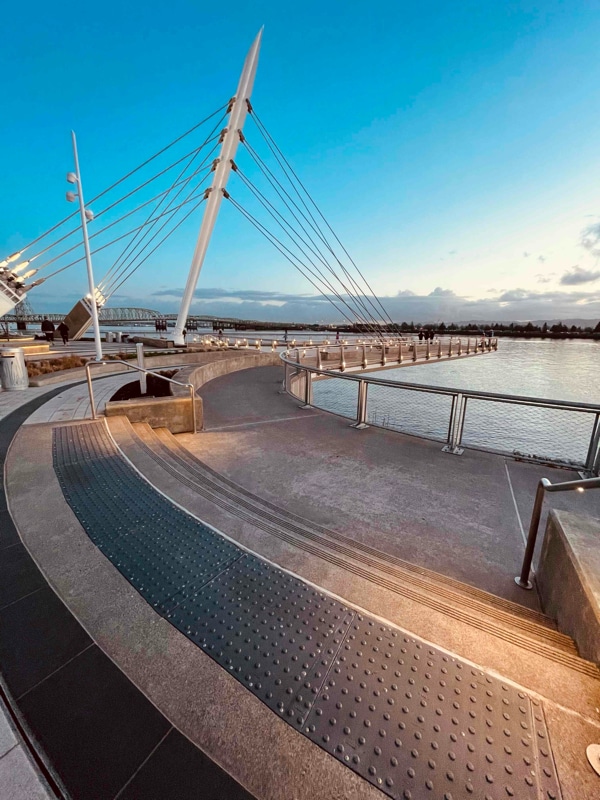 Building Photo - 400 W 17th St