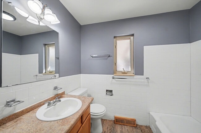 Building Photo - 6235 E Mexico Ave