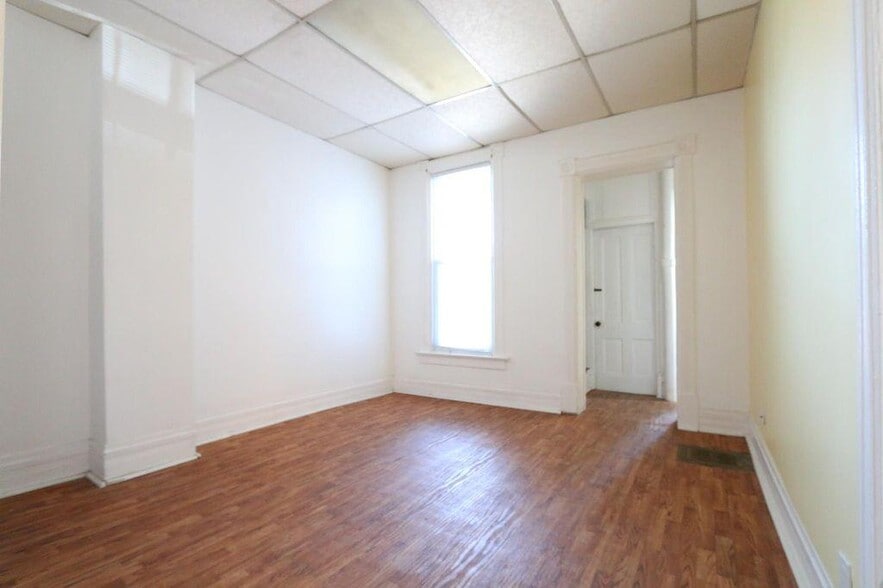 Building Photo - 2143 W Bowler St