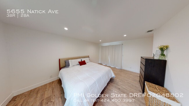 Building Photo - 5655 Natick Ave