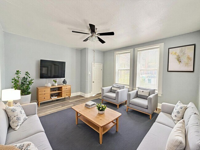 Building Photo - 309-311 Colorado Ave