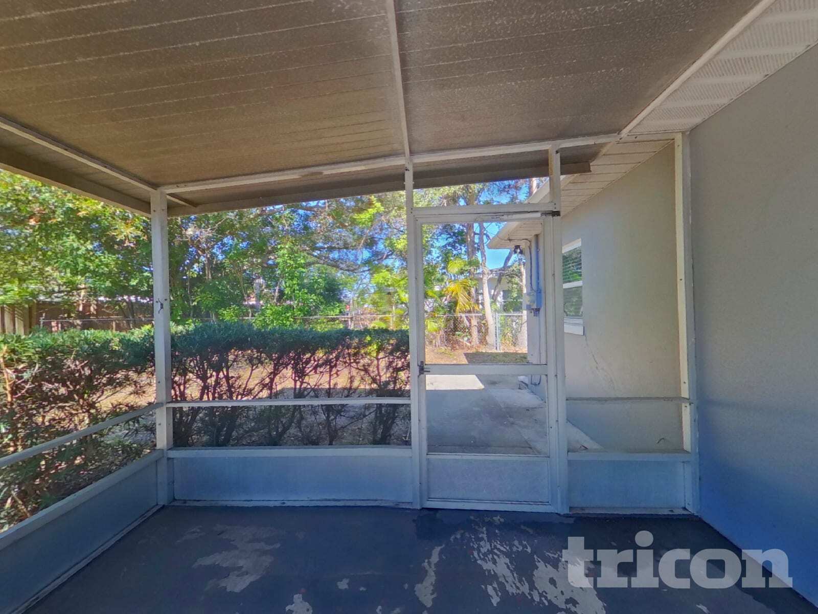 Building Photo - 6630 17th Ln N