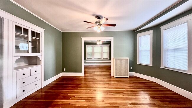 Building Photo - 63 Holyoke St