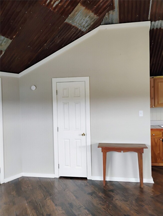 Building Photo - 6759 TX-105