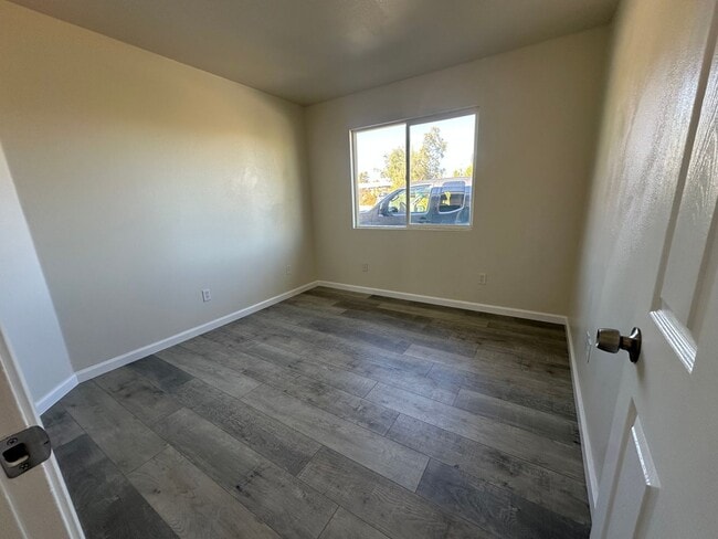 Building Photo - 61859 Desert Air Rd