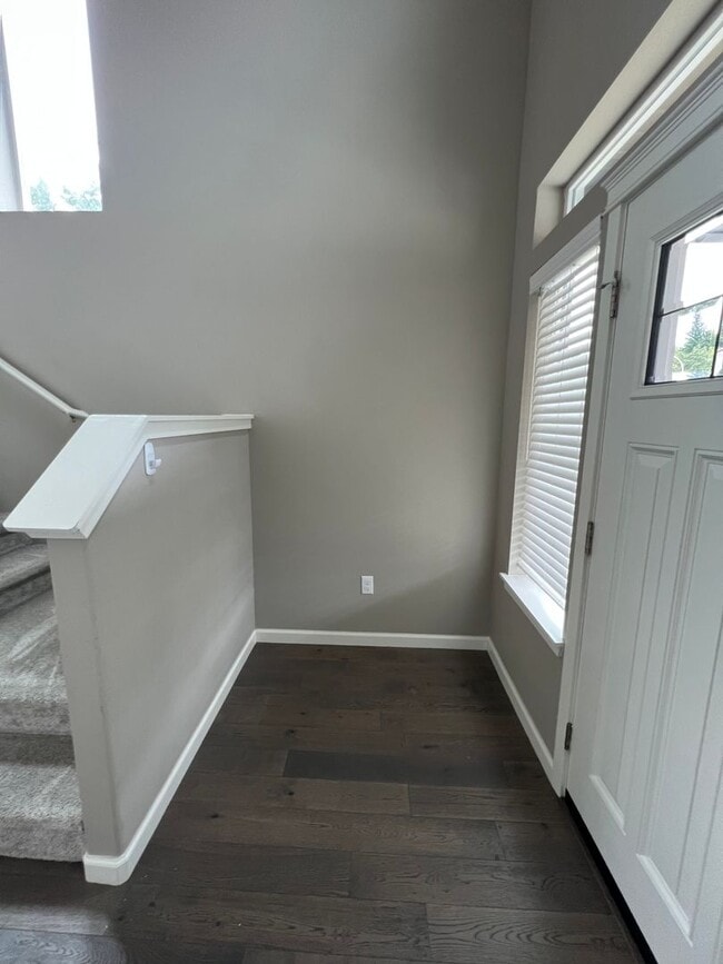 Building Photo - Quiet Luxury in a Forested Cul de Sac with...