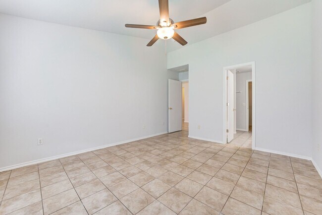 Building Photo - 1314 Commerce Dr