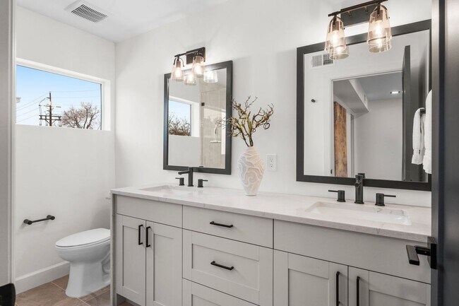 Building Photo - Luxury Cherry Creek Home Available Now! | ...