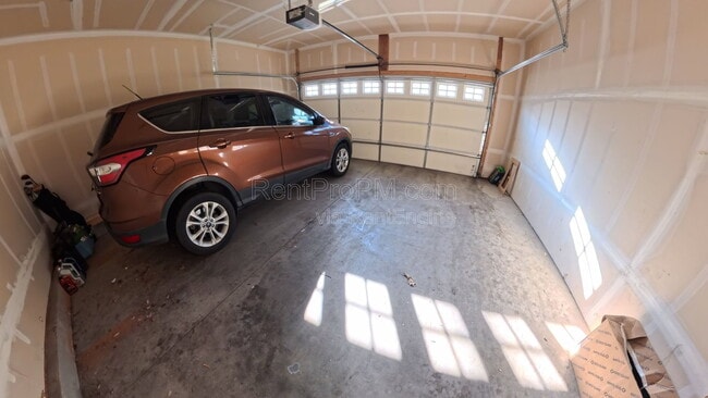 Building Photo - 5021 Brookfield Dr