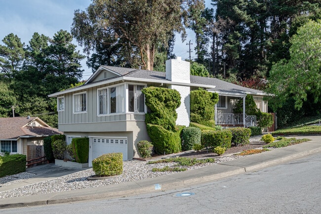 Primary Photo - 1170 Tuolumne Ct